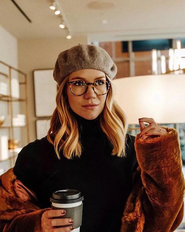 你是什么样的脸型就选什么穿衣风格