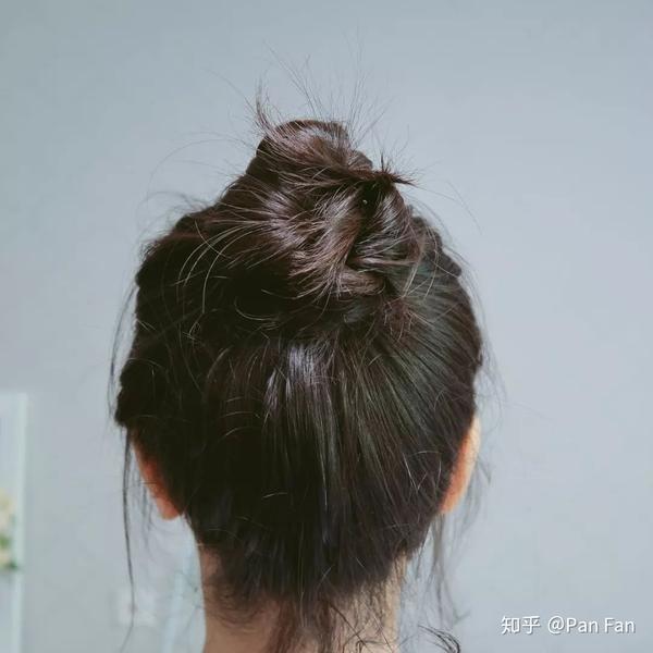 只要会这三招 随手扎头发都能看起来和女明星同款 知乎
