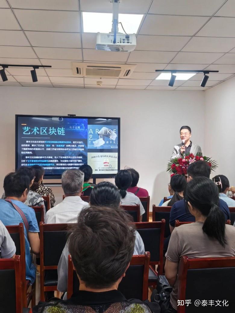 宜兴站画展报道丨刘亚东描绘生活本来色彩 - 知乎