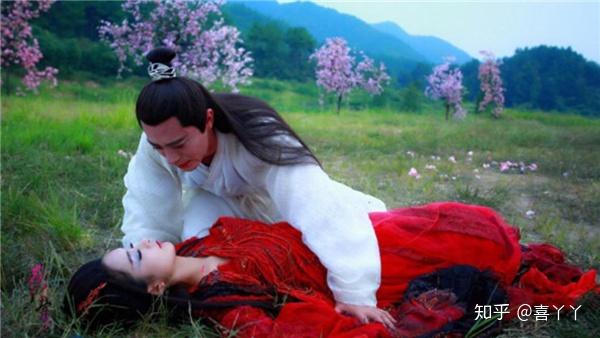 花千骨变成妖神
