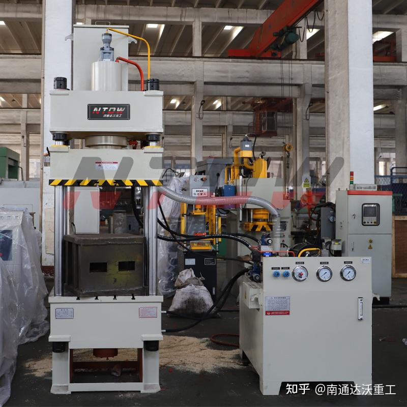 100吨液压机厂家-100t四柱油压机价格-南通达沃重工液压机厂家