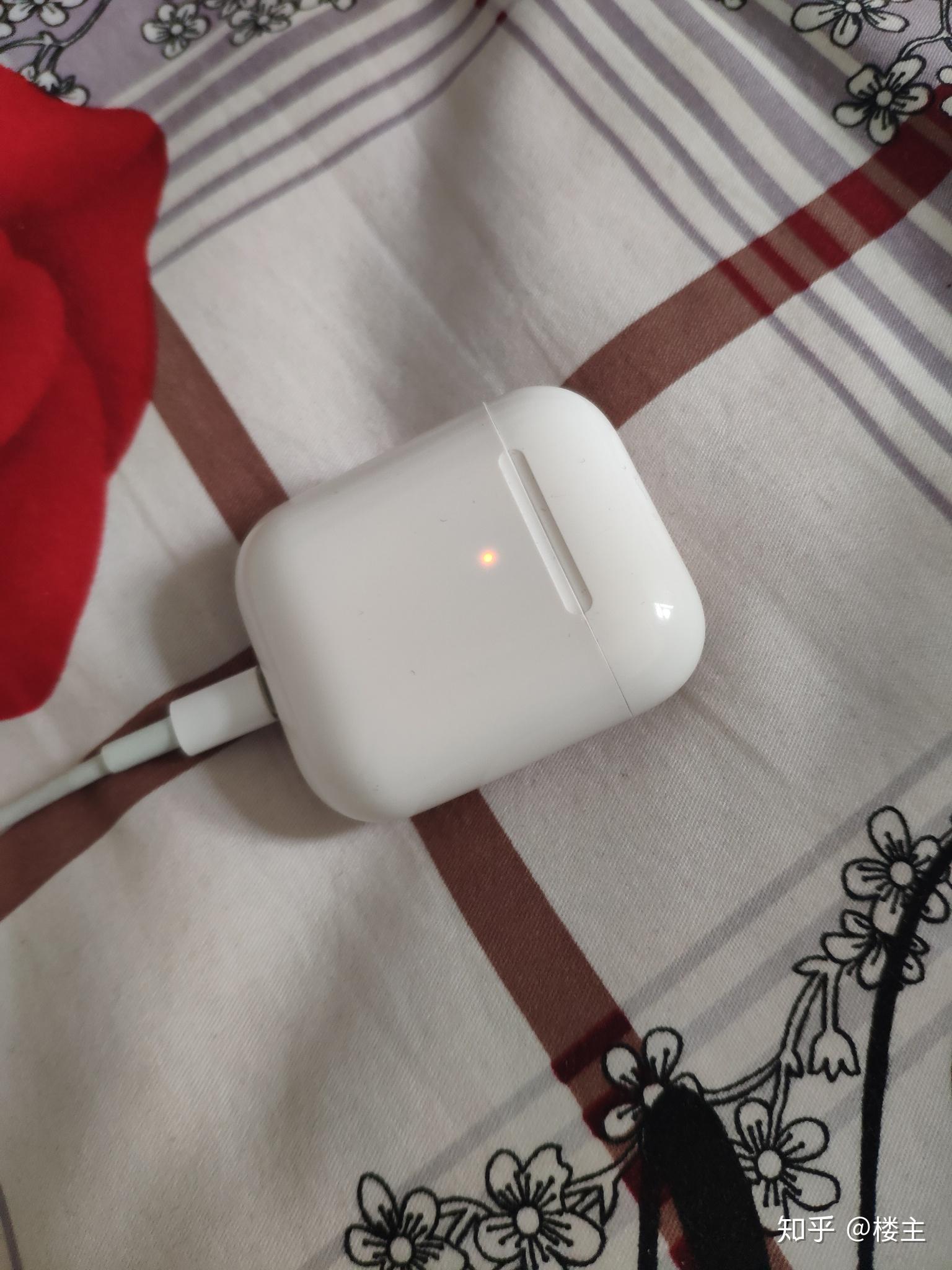 各位大佬airpods进水后指示灯不亮绿灯也连接不了怎么办在线求回复