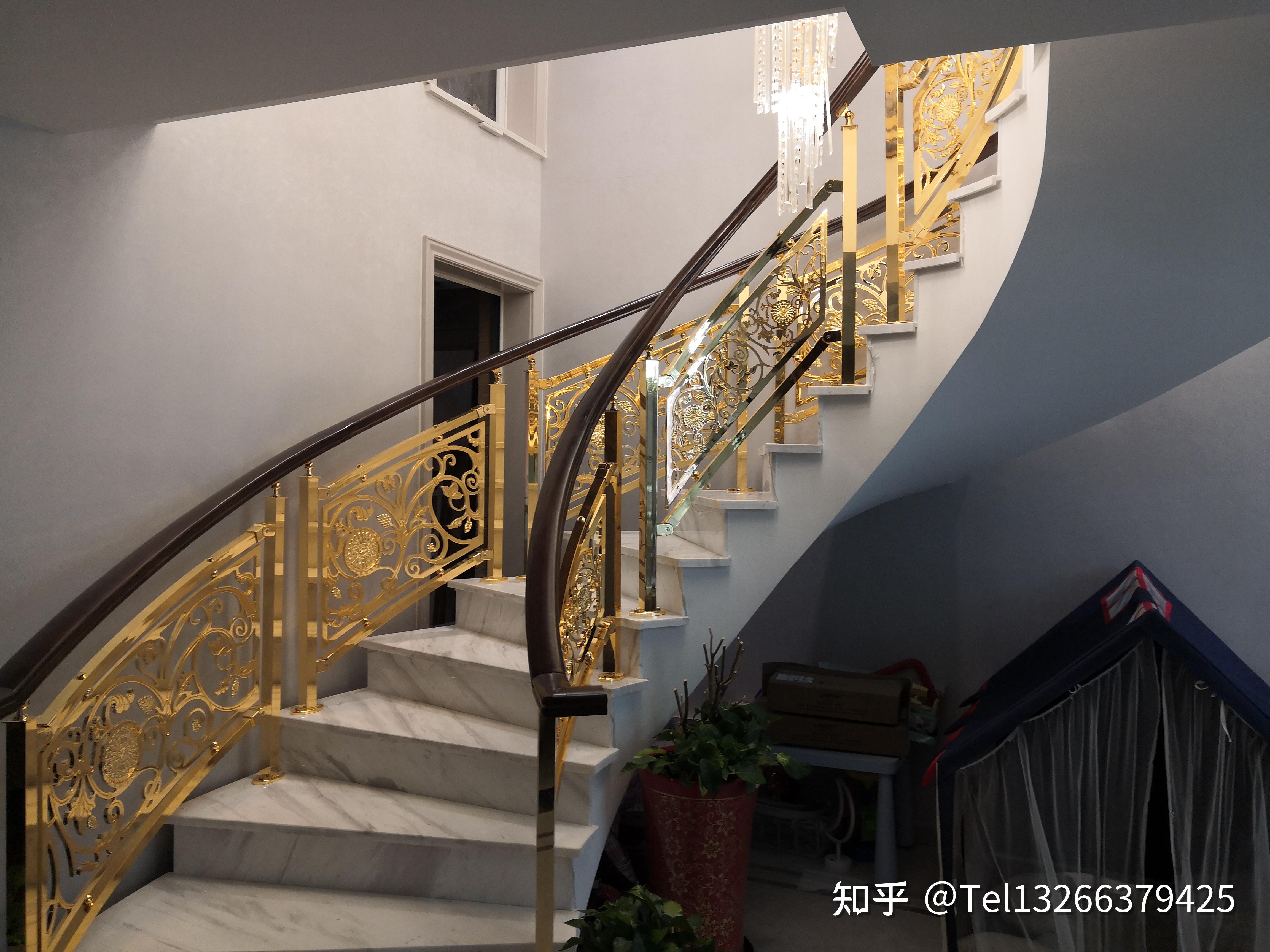 铝雕刻栏杆弧形楼梯栏杆临时设计图