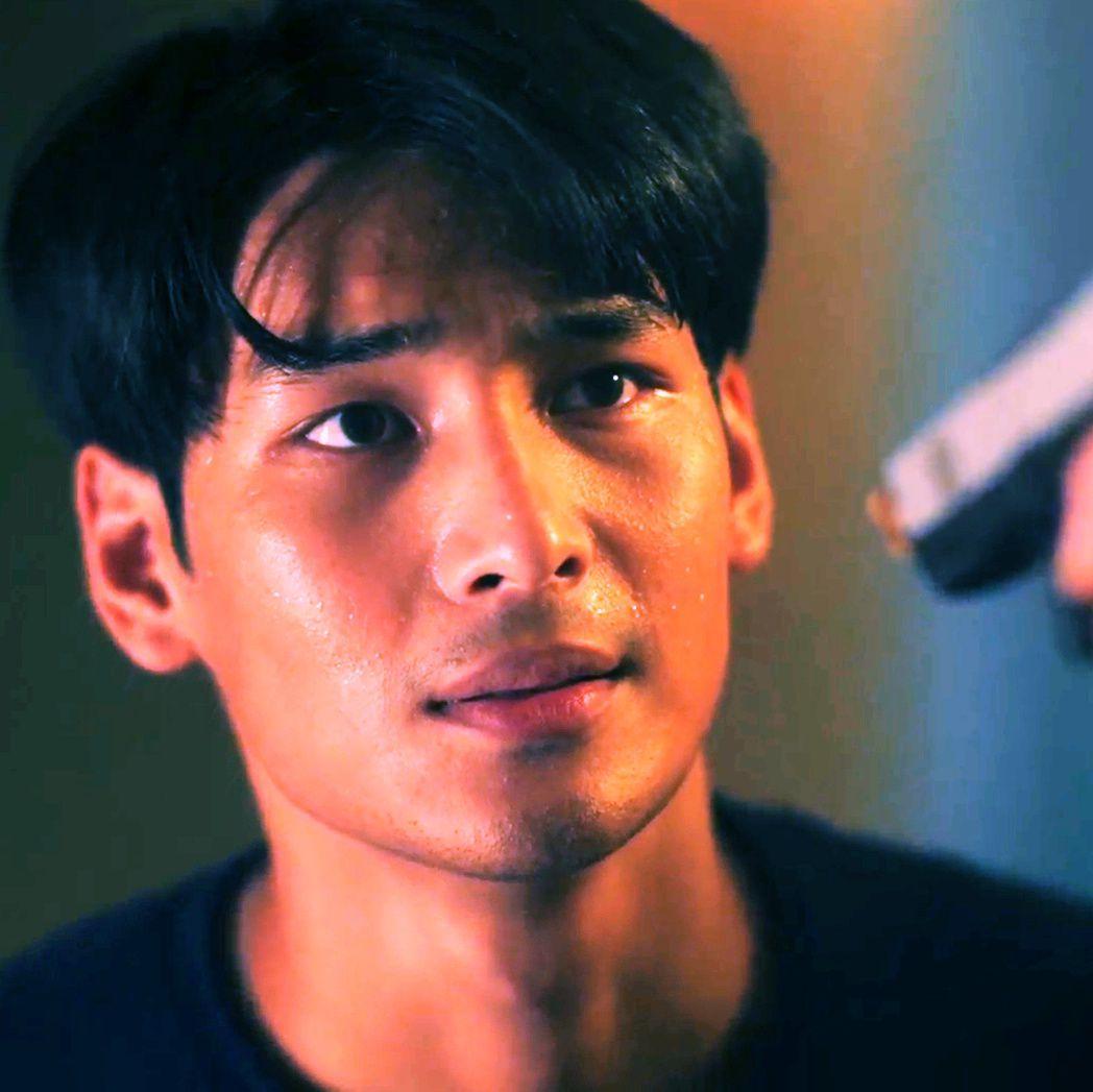 黑帮少爷爱上我情侣头像