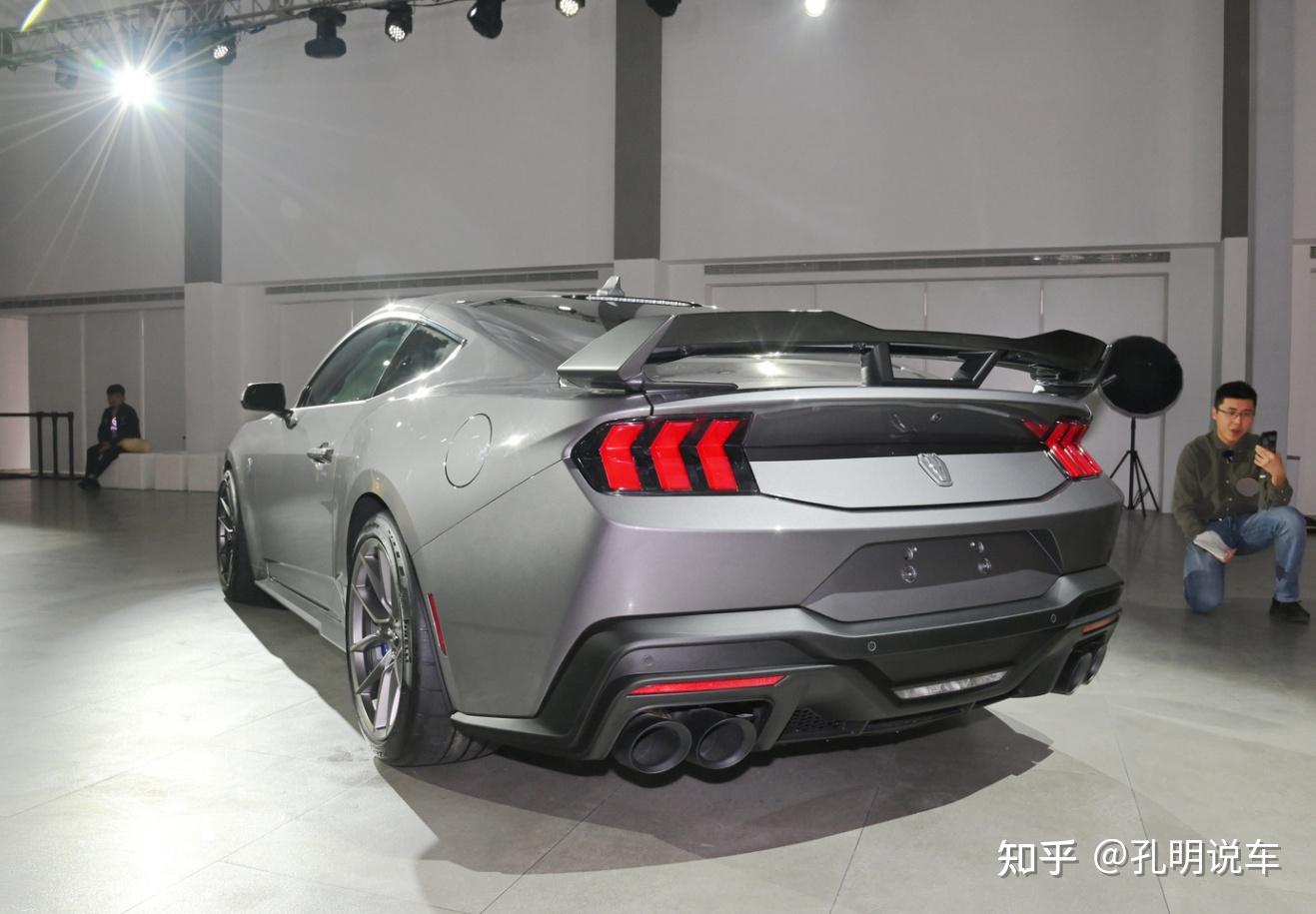 5万可不便宜,福特野马"黑马",美式大v8,5.0l排量 - 知乎