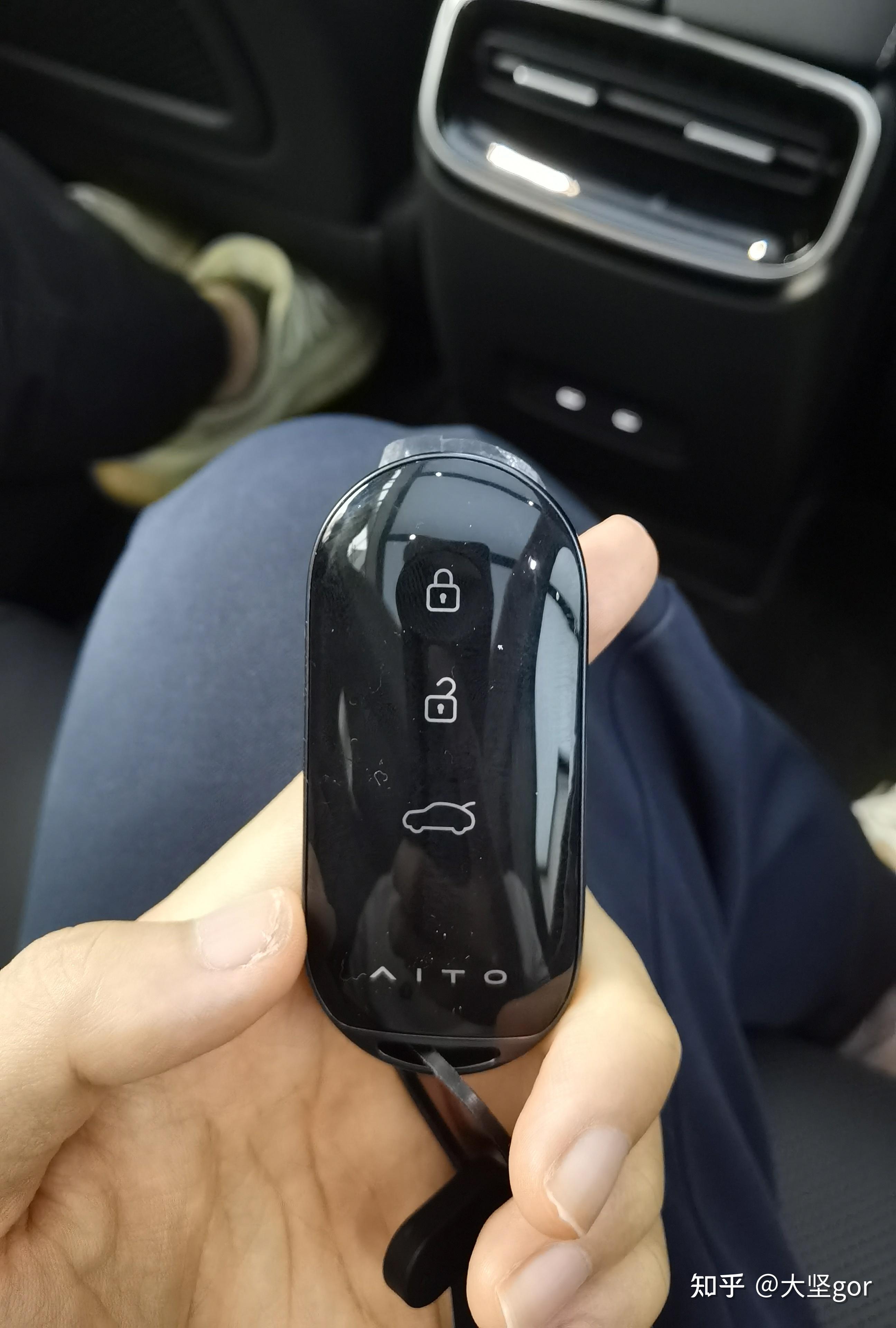 蔚来et7问界m5mustangmache试驾体验