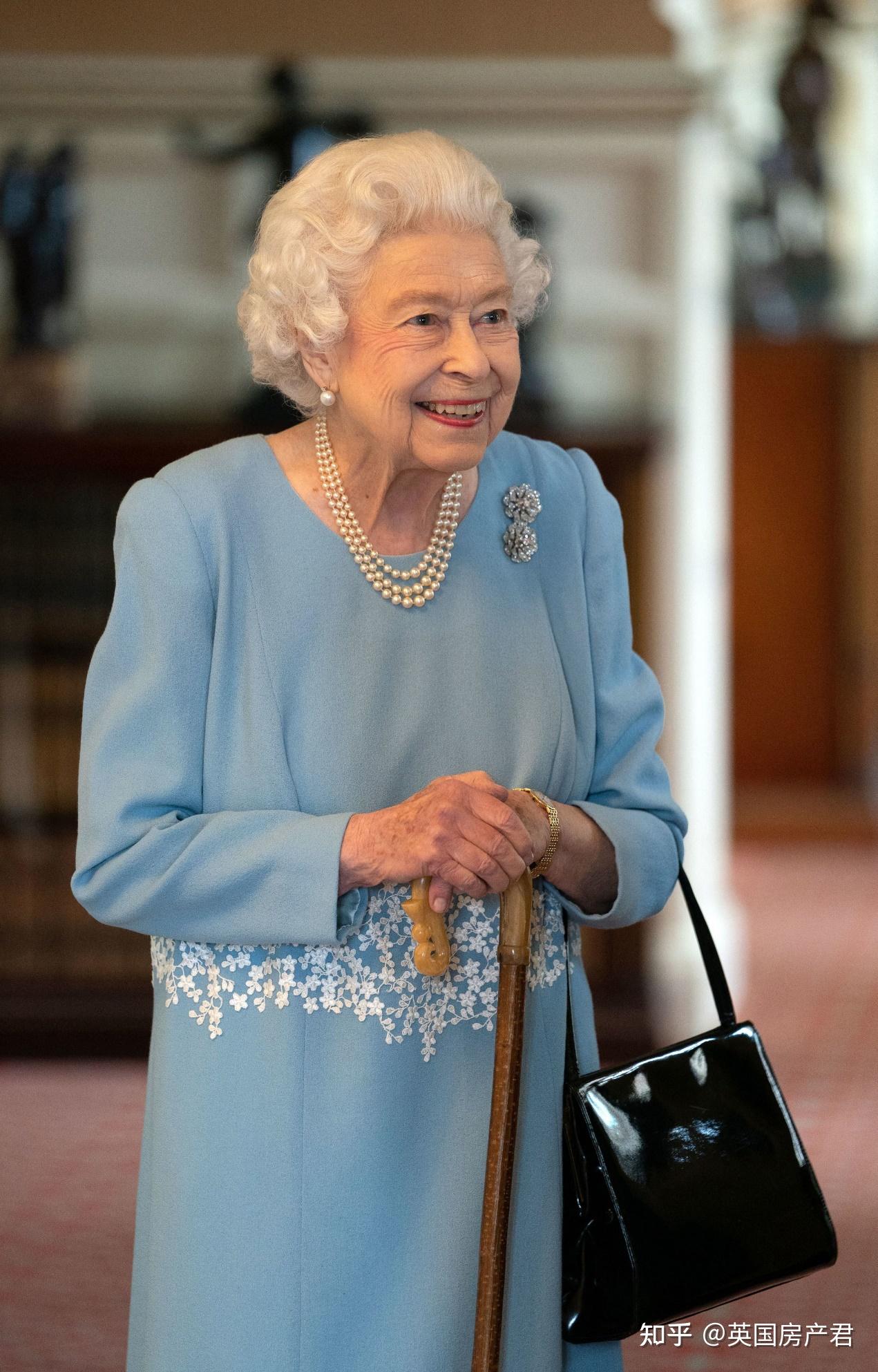 从公主到登基70周年,伊丽莎白二世女王都住过啥样的房? - 知乎
