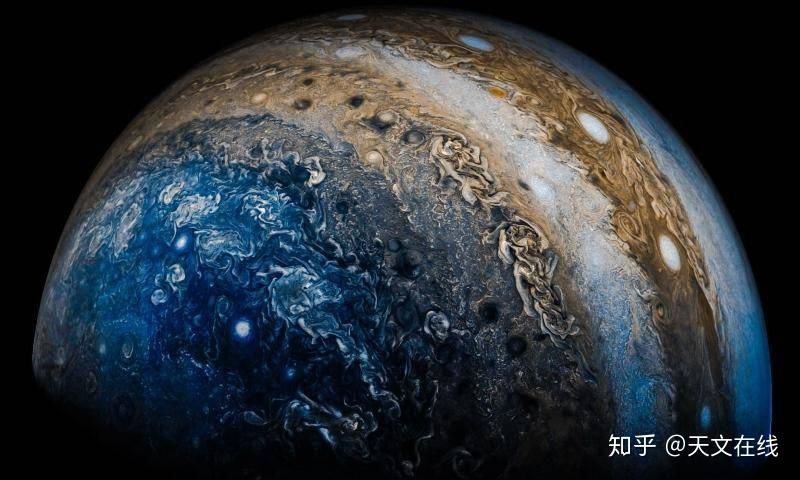 朱庇特的临时伙伴:木星与临时卫星的捕获与逃离