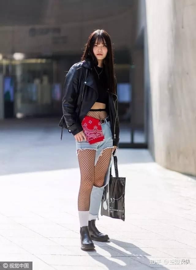 明星都翻车的"俗气"的黑色渔网袜怎么穿出时髦感? - 知乎