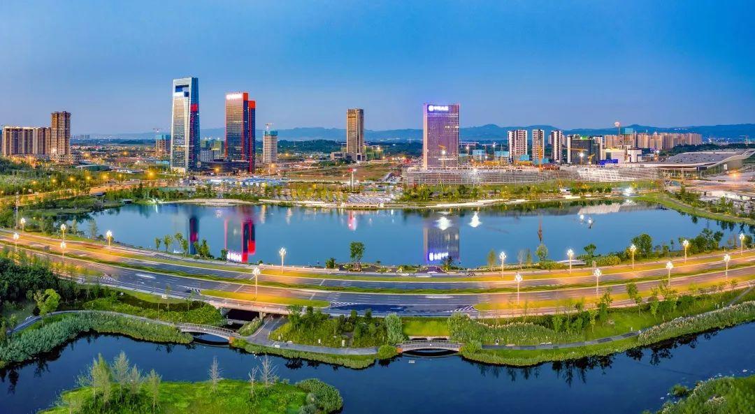 "十三五期间,天府总部商务区以产业生态圈理念为导向,持续推动产业