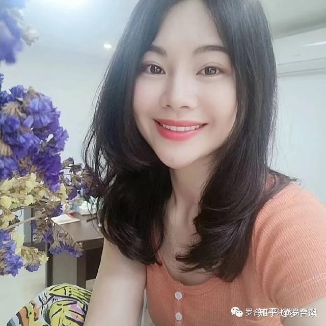 开心的小猫
