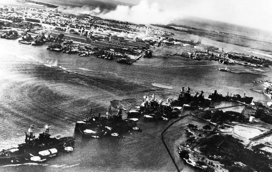 惨烈1941老照片：日本偷袭美国珍珠港 知乎 