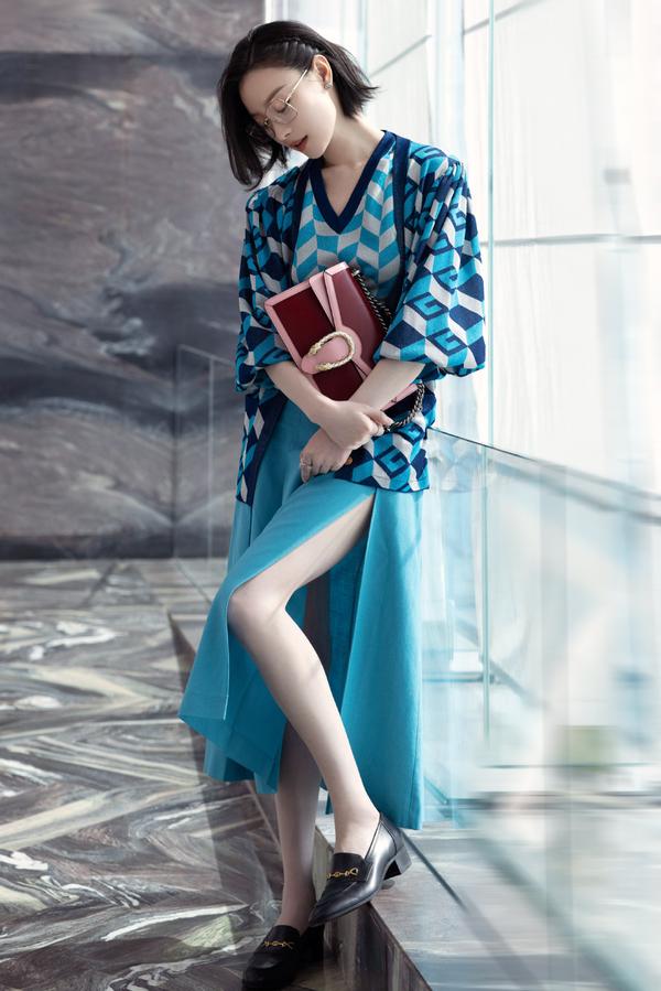 你有哪些惊艳绝色的美女手机壁纸?