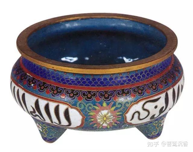 明代 雲間胡文明製 古銅彫 獅首耳墾式老銅香炉」旧