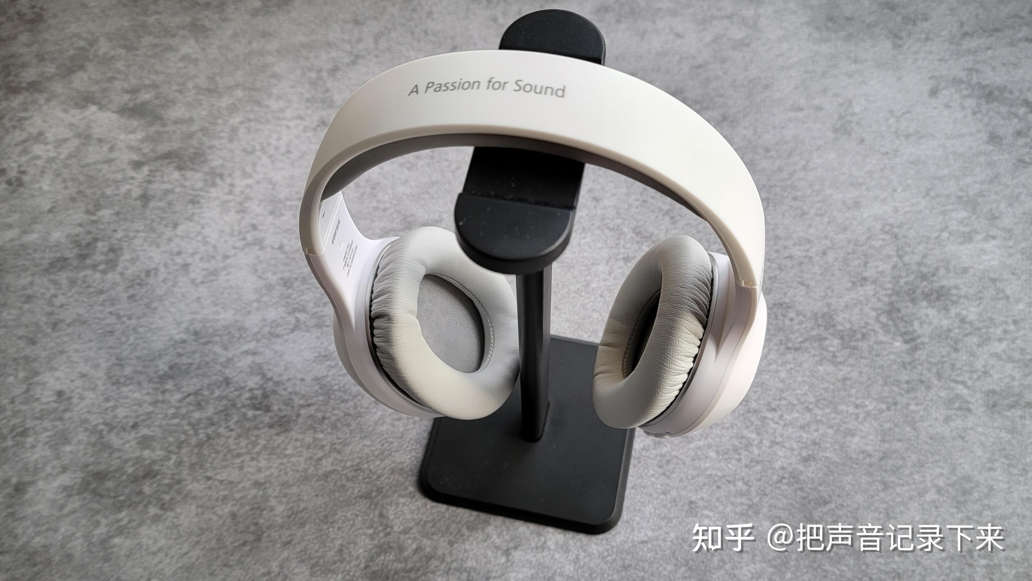 漫步者w800btplus头戴式蓝牙耳机上手体验简评