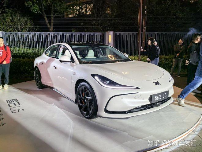 预售2333万元智己l6正式亮相