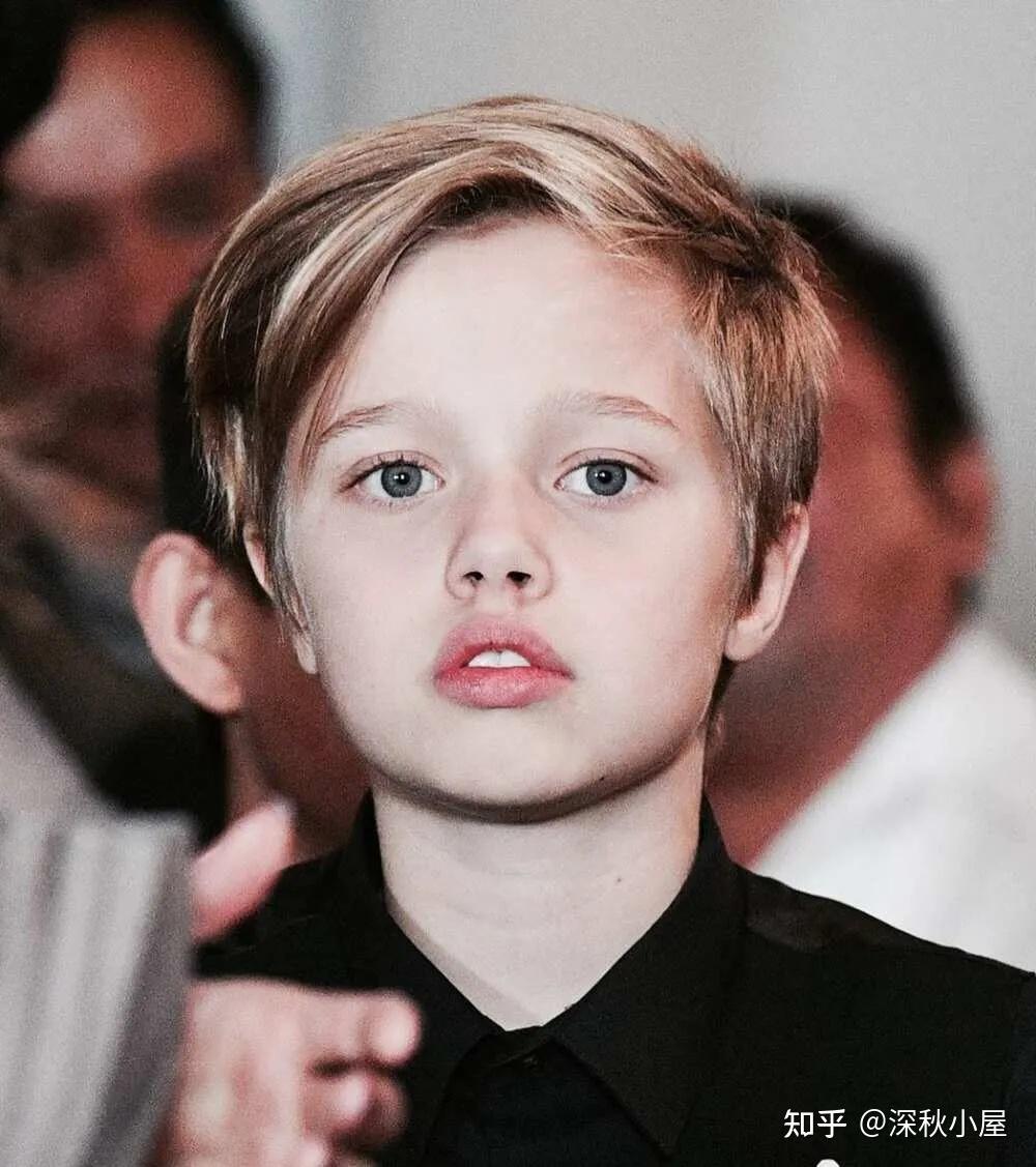 希洛外表的演变