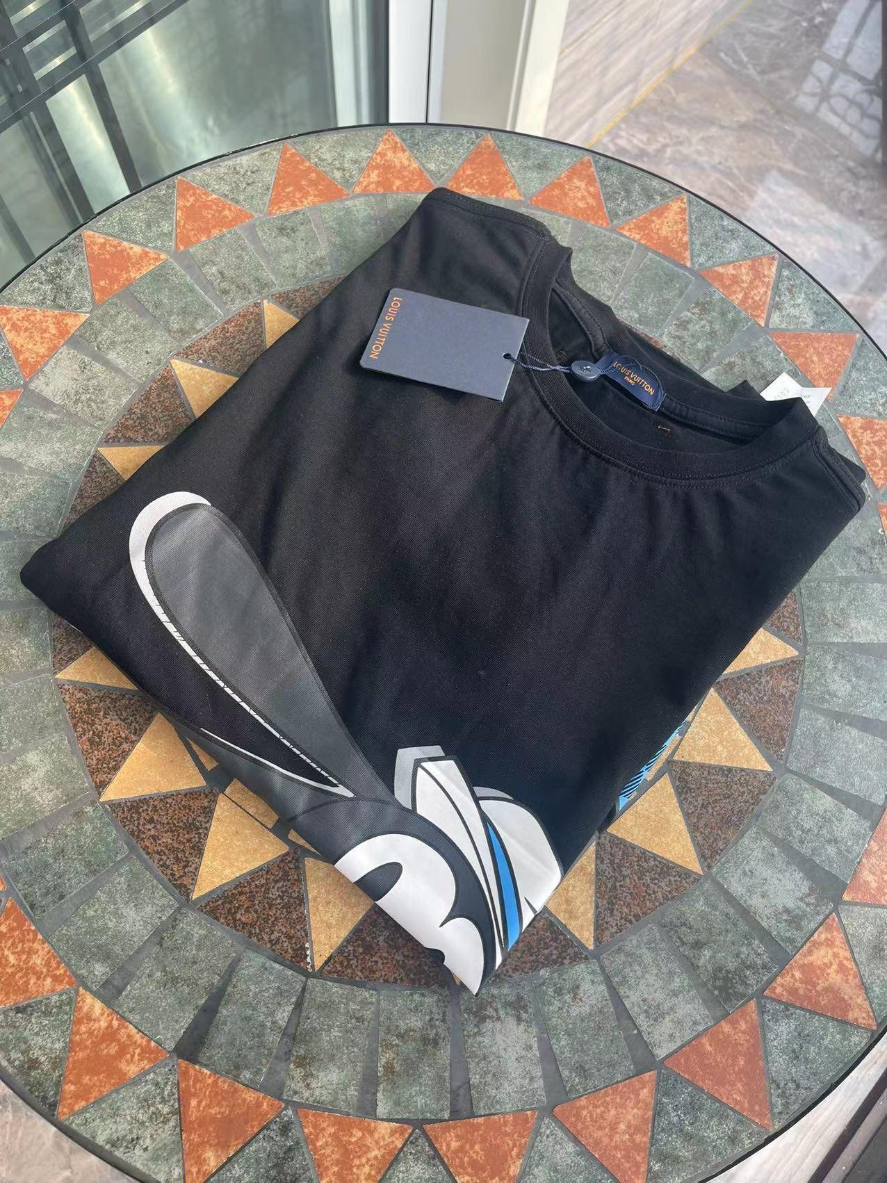 louisvuitton路易威登卡通动漫印花短袖宽松流行印花t恤