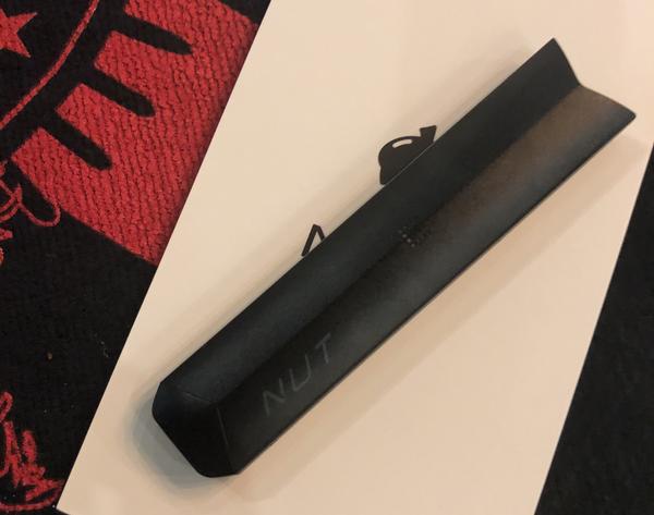 与锤子科技坚果手机明星代言坚果投影仪同品牌nut坚果电子烟测评