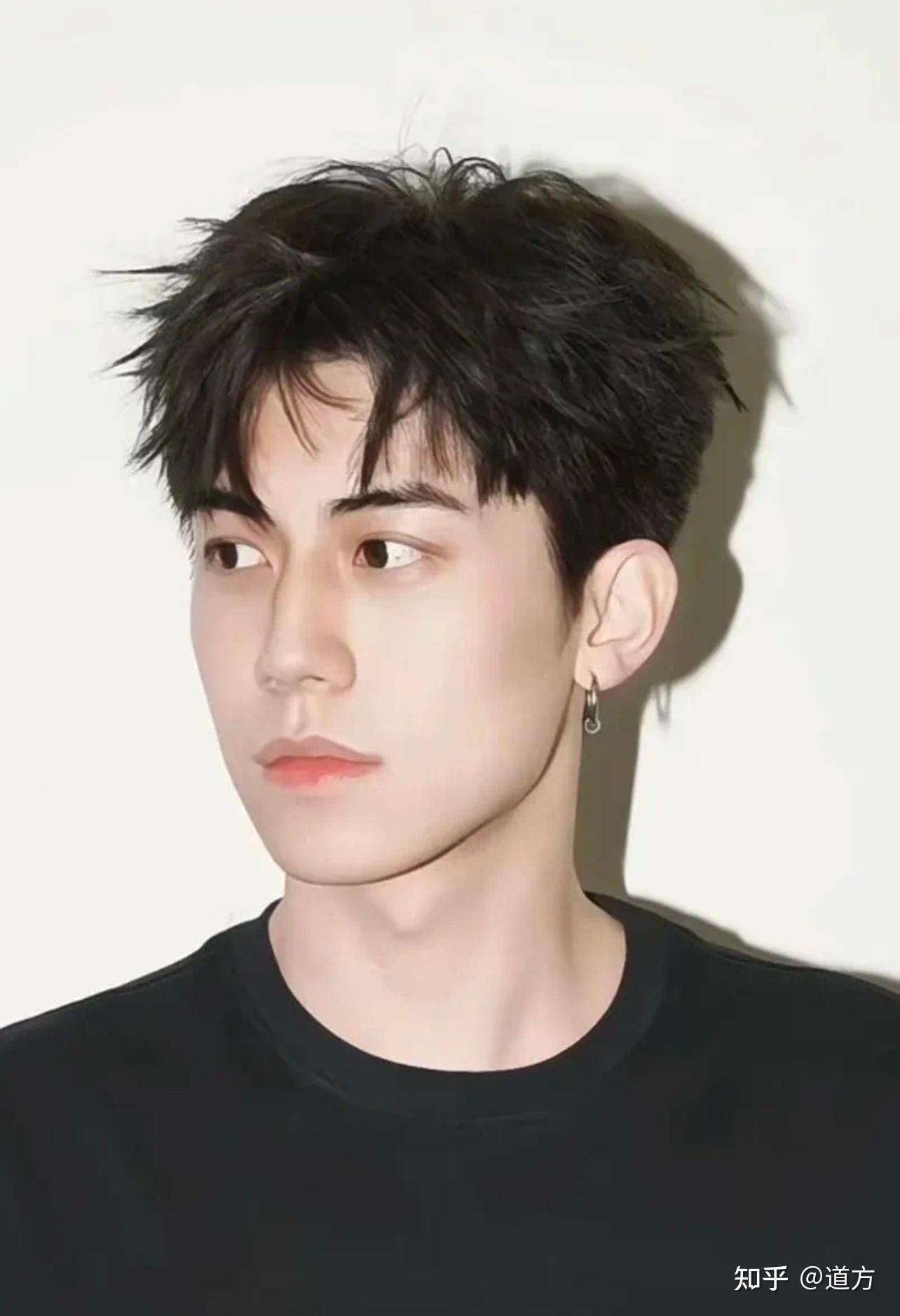 2025年男生一定要尝试的一款发型:微分前刺 - 知乎