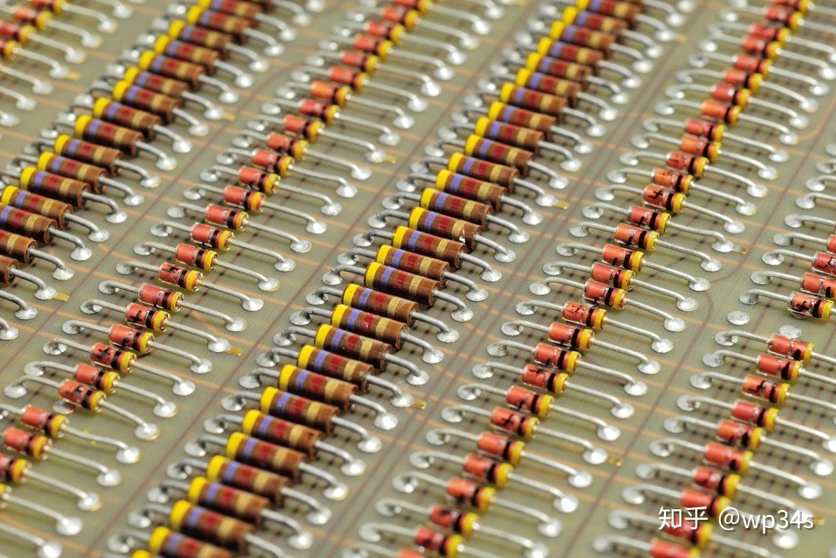 电与磁的极致艺术~1968年的HP9100A晶体管计算器(机)-2