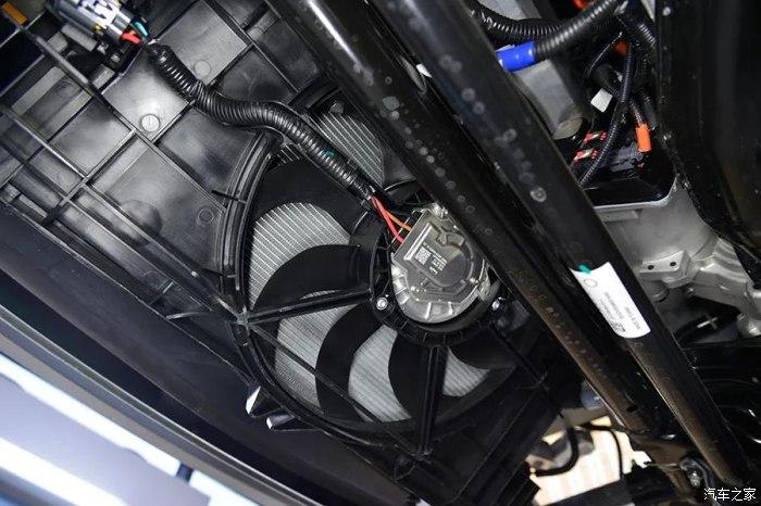 Model Y底盘有无缩水?拆开看看就知道 - 知乎