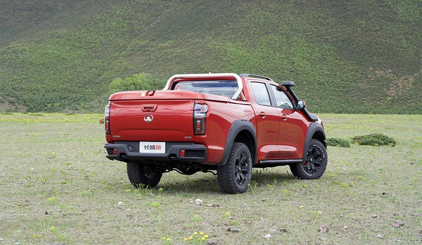 外观粗犷配置丰富长城炮越野皮卡1698万起正式上市