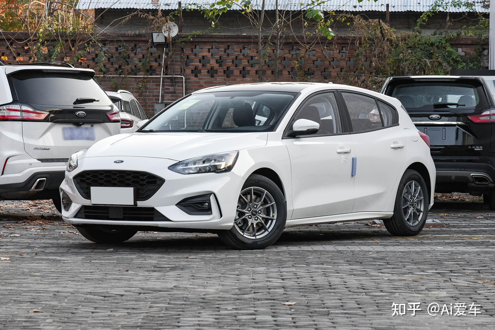 5l自动8at,低价灵巧高配合资家轿,实拍福特福克斯 - 知乎