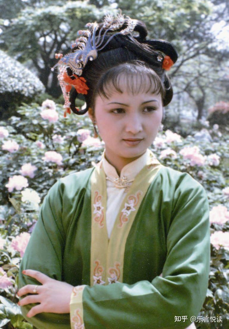 周姨娘存在的意义?探春教育亲娘赵姨娘的榜样!