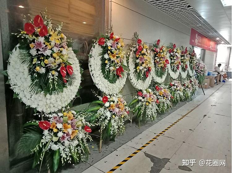 花圈挽联称呼大全:如何正确称呼挽联 - 知乎