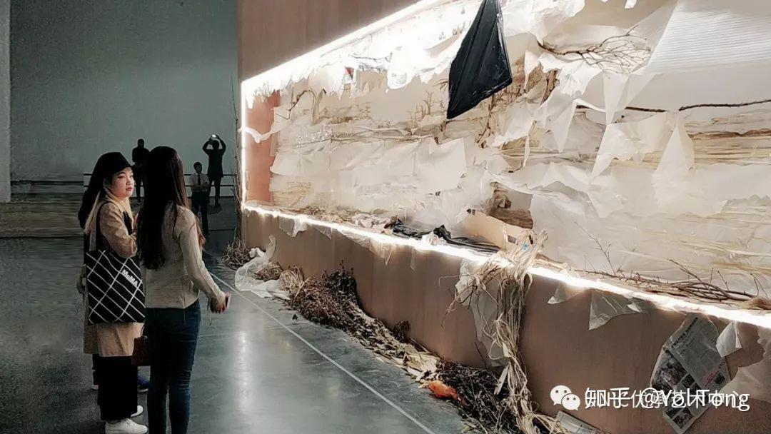 《 何处惹尘埃 》