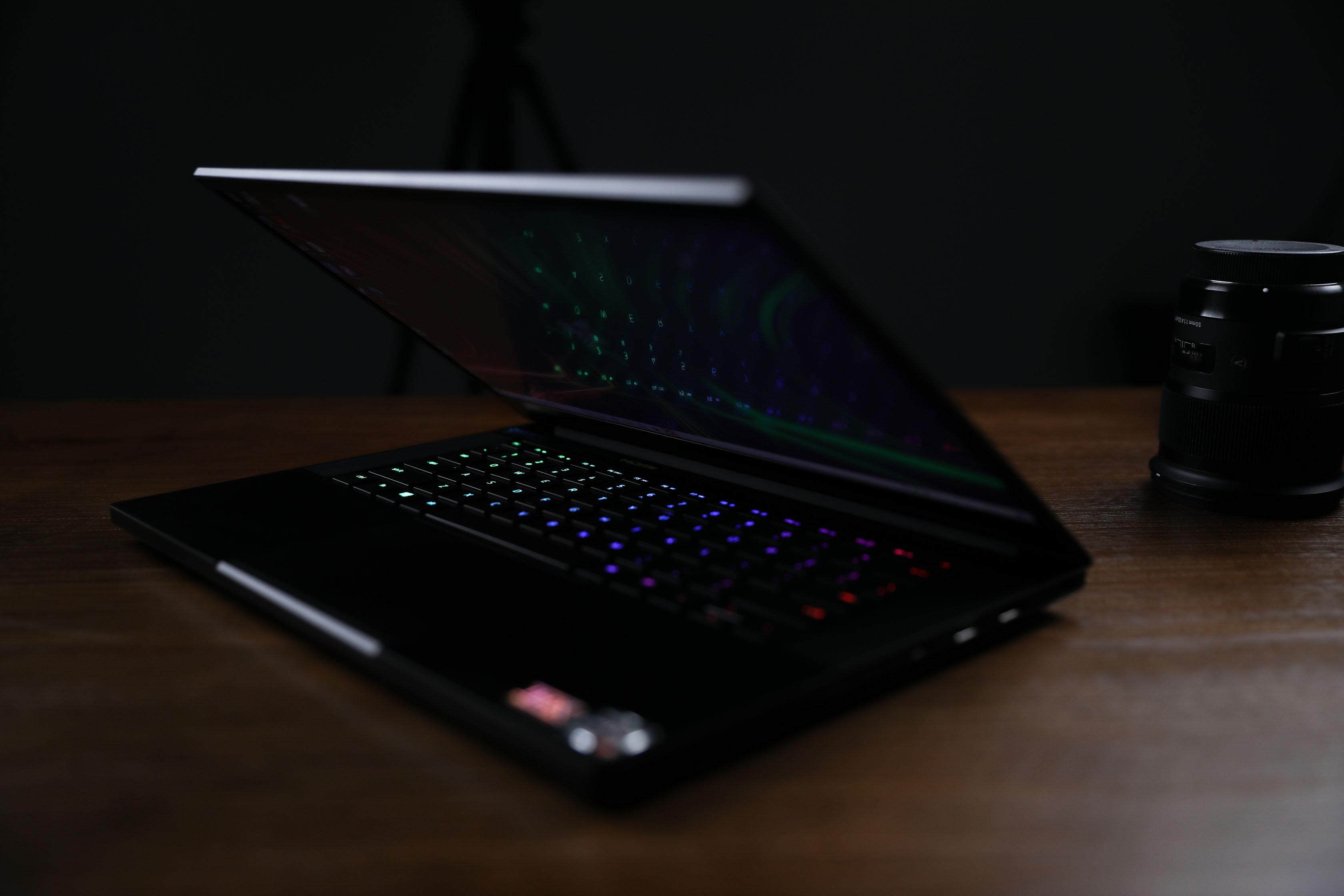 盛名之下其实难符迟来的雷蛇灵刃142021评测