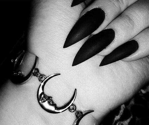 如何保护自己,有没有可以过安检的防身武器?