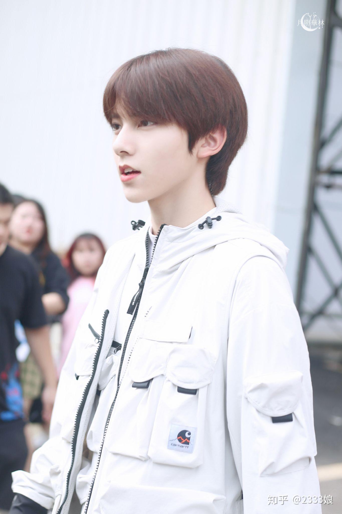 大家有没有少年之名左林杰的美图