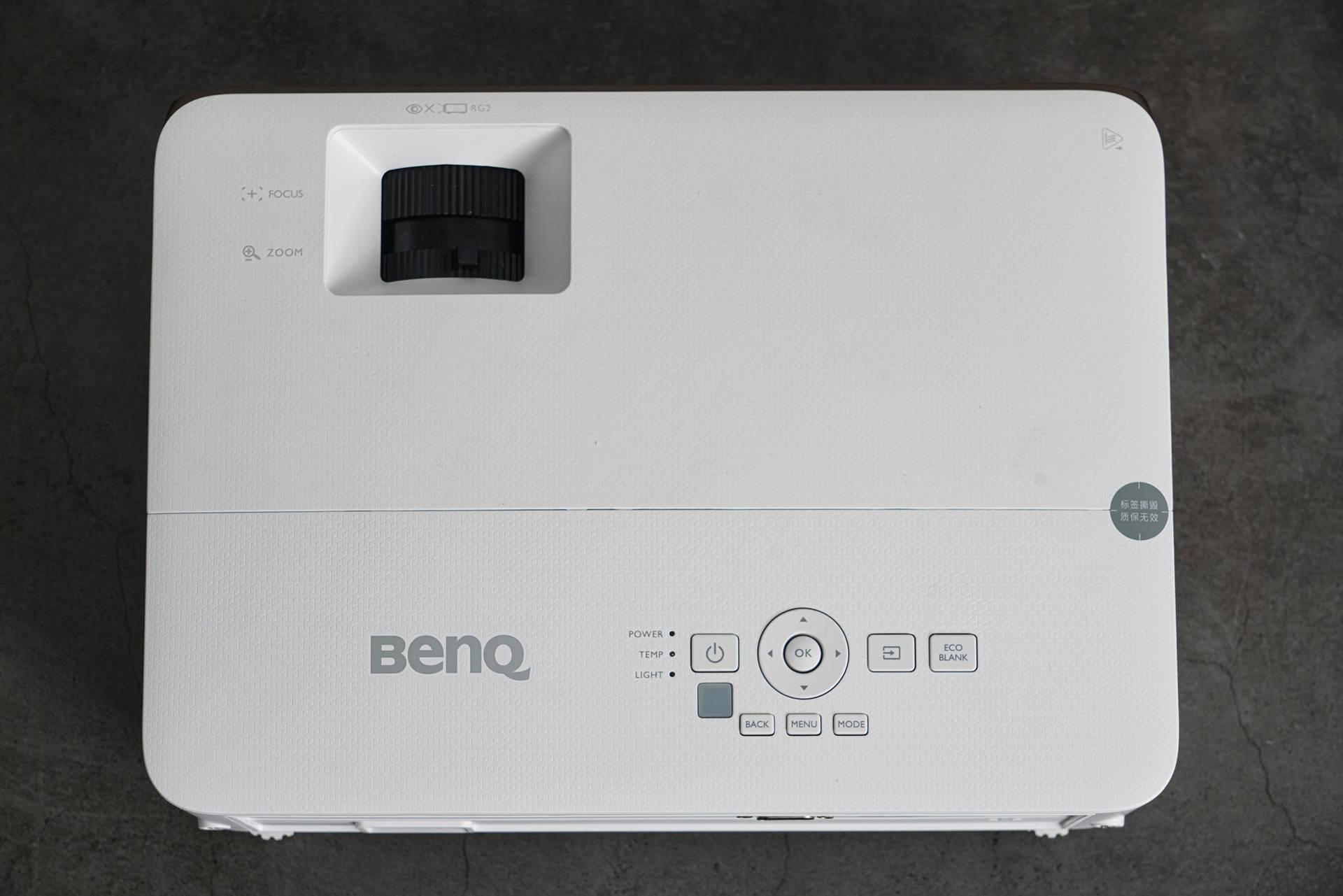 细节满分大屏观影刷剧玩游戏的最佳拍档明基w18004k投影仪使用评测