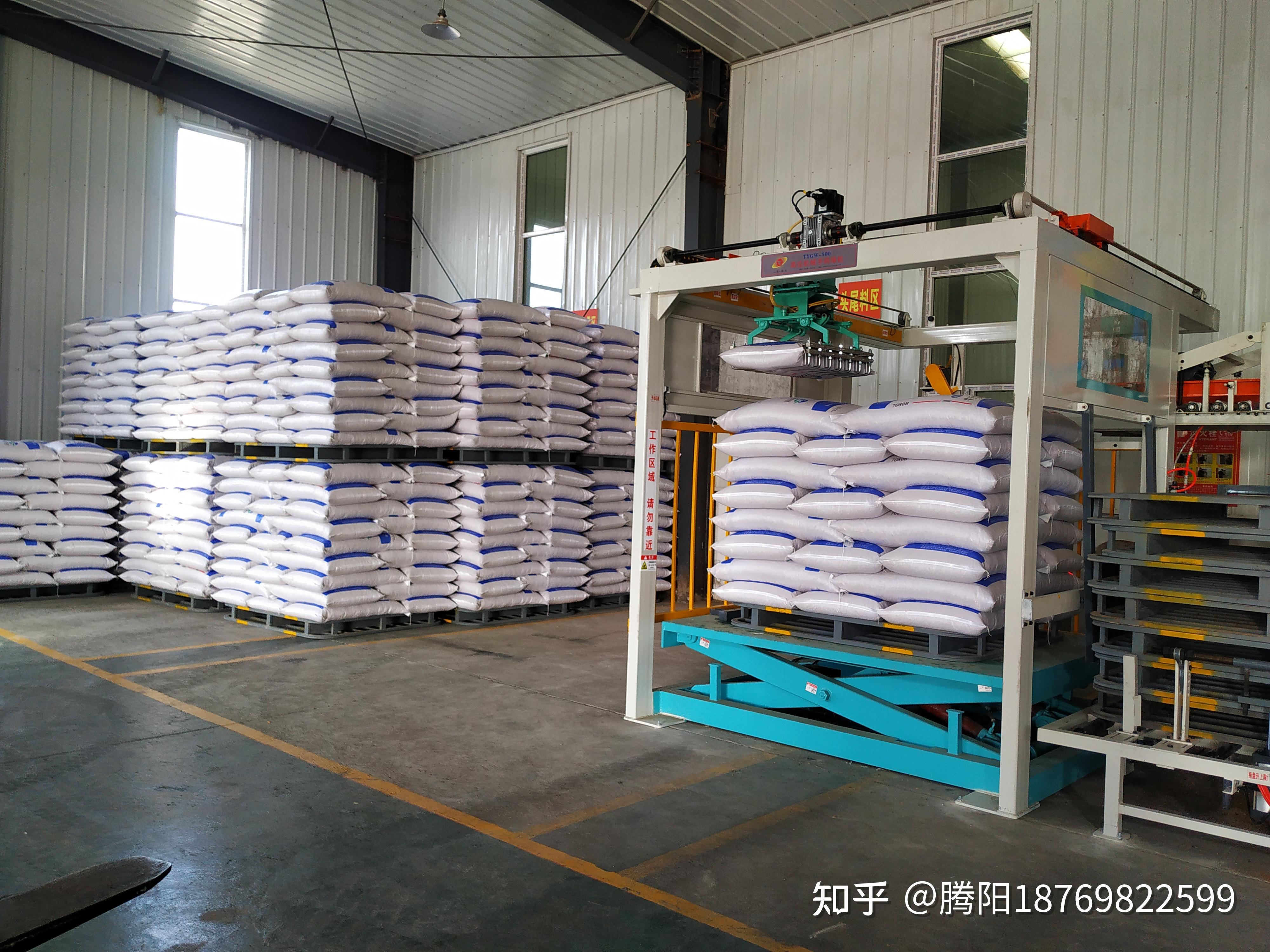 码垛机实现企业生产线自动化码垛