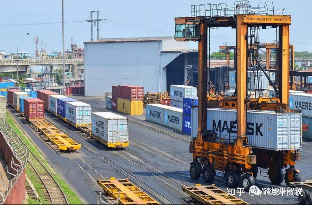 彻底瘫痪刚刚该国货物运输作业完全停止数万集装箱被困拥堵与延误加剧