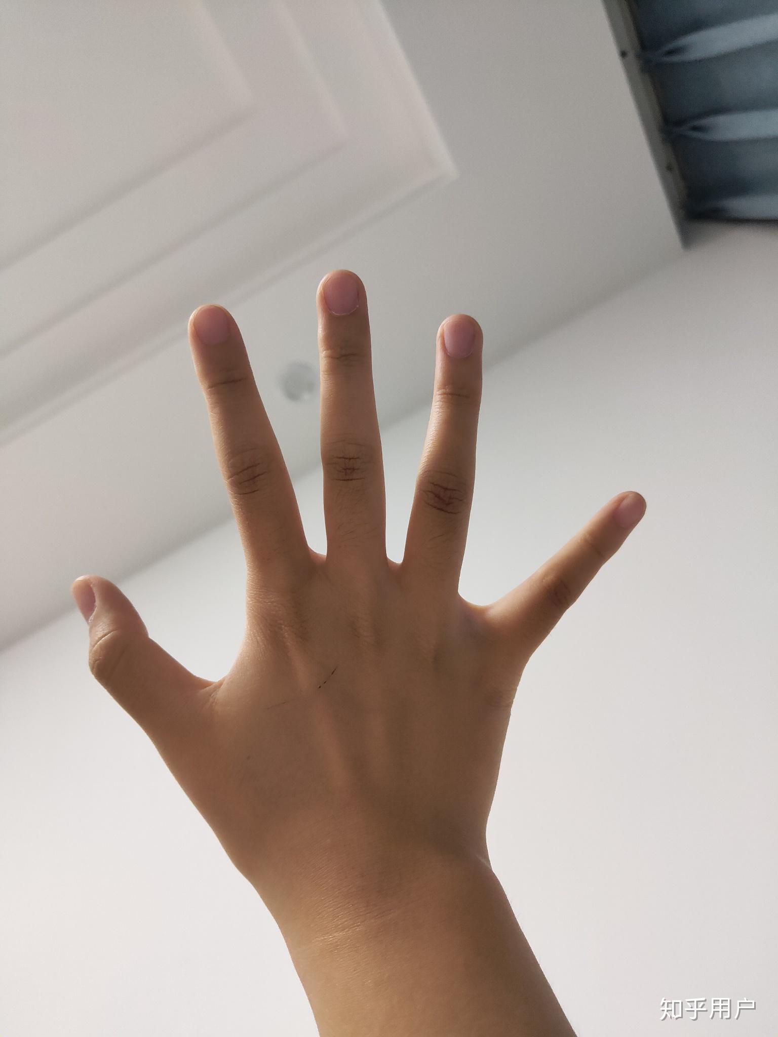 十六岁才弹钢琴手会变好看吗