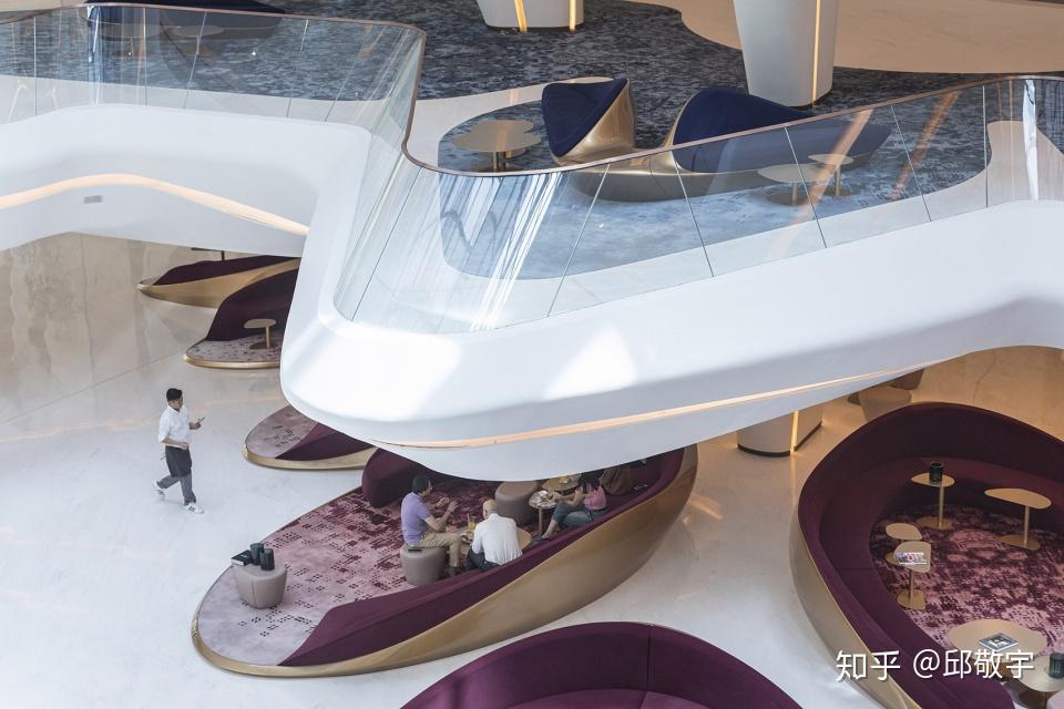 Opus综合体中的迪拜ME酒店 / Zaha Hadid Architects - 知乎