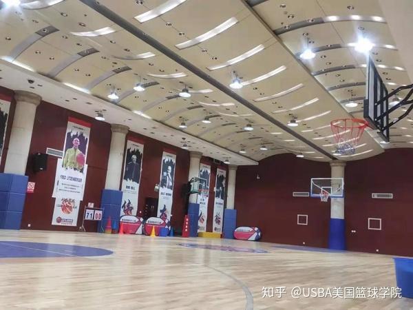 篮球英语外教带你走进济南usba美国篮球学院新世界
