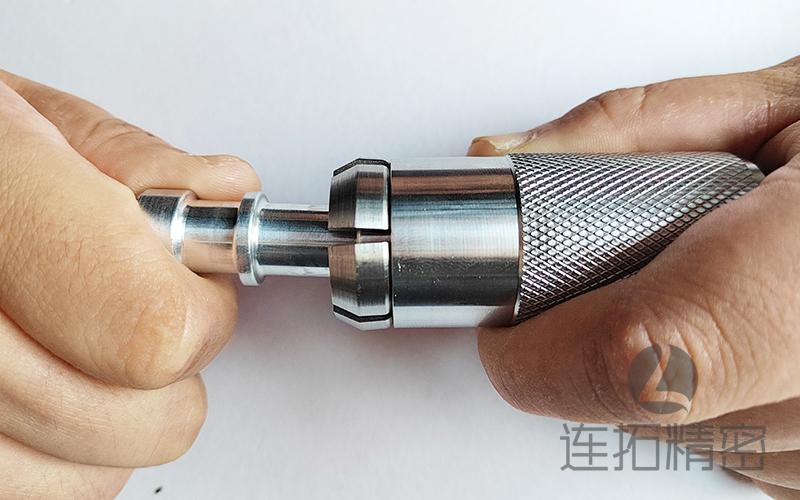 连拓精密科技外抱卡爪快速密封连接器用于新能源电池水冷管密封方案 - 知乎