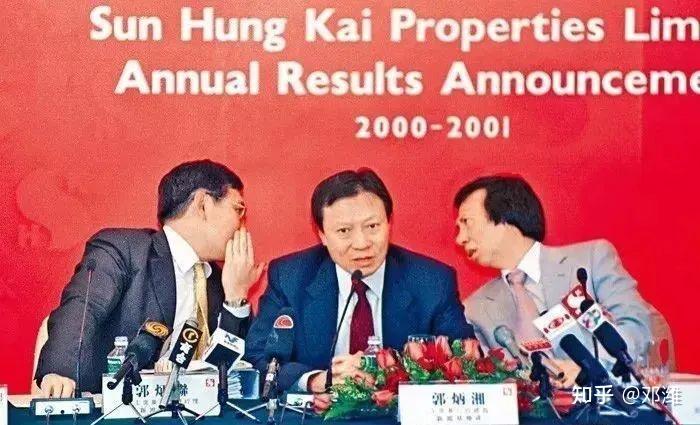 她94岁成中国女首富摆平儿子宫斗分300亿帮儿媳斗小三