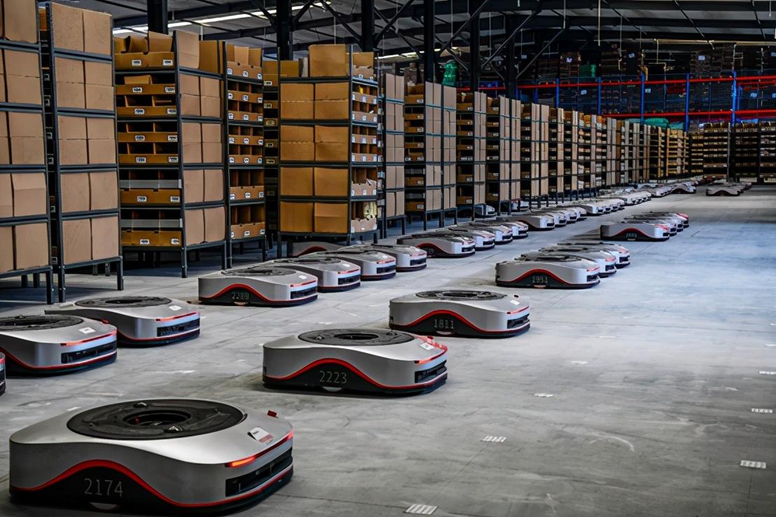 100余台地狼agv西藏首个大型智能物流仓启用10年间把不包邮区变当日达