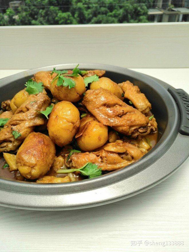 家常鸡肉菜谱,鸡翅中焖小土豆,简单美味营养,超级下饭,吃不够