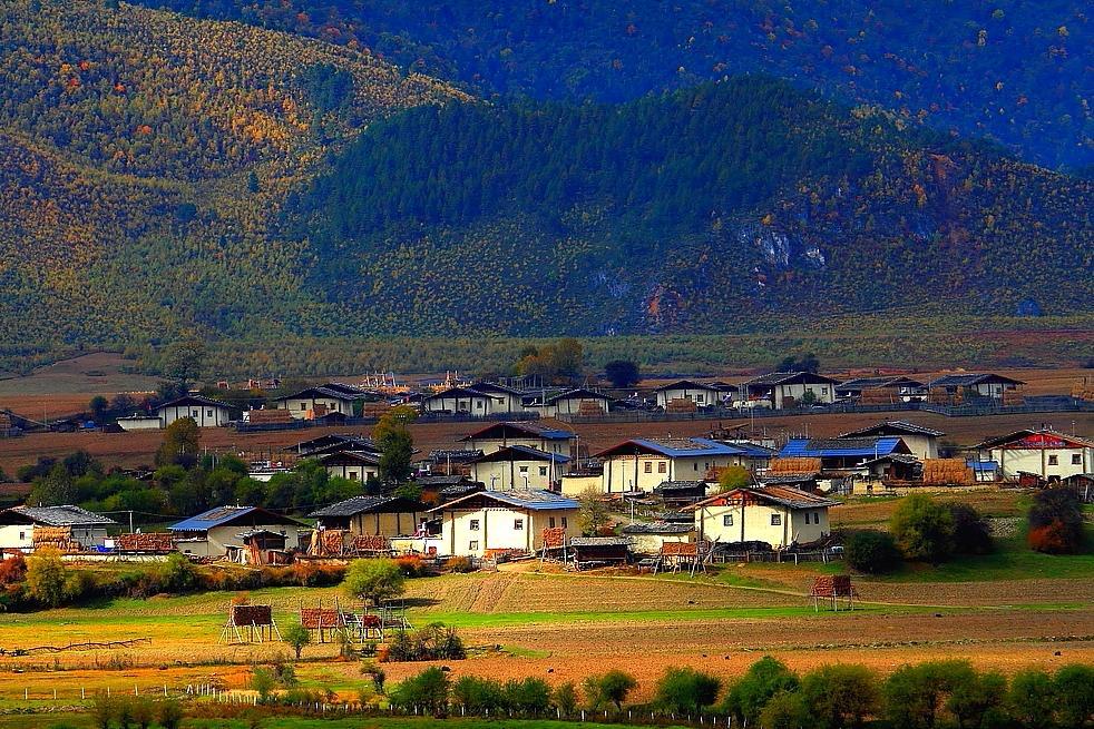 最美迪庆散落人间的神秘古村上