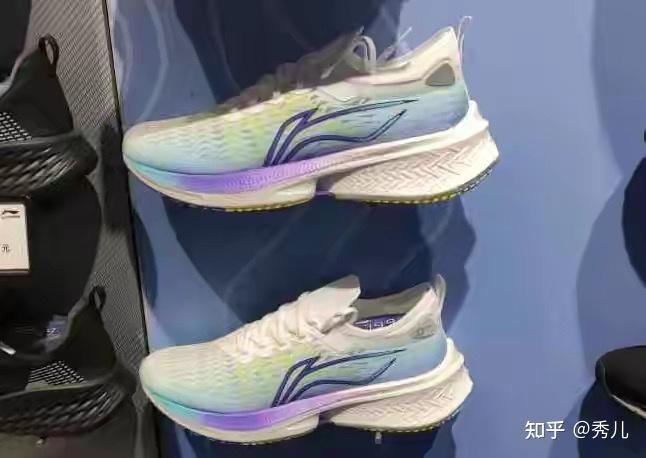 有没有好点的李宁42运动鞋