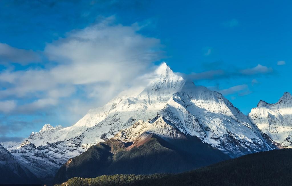 距赤道最近的雪山群竟然在我国