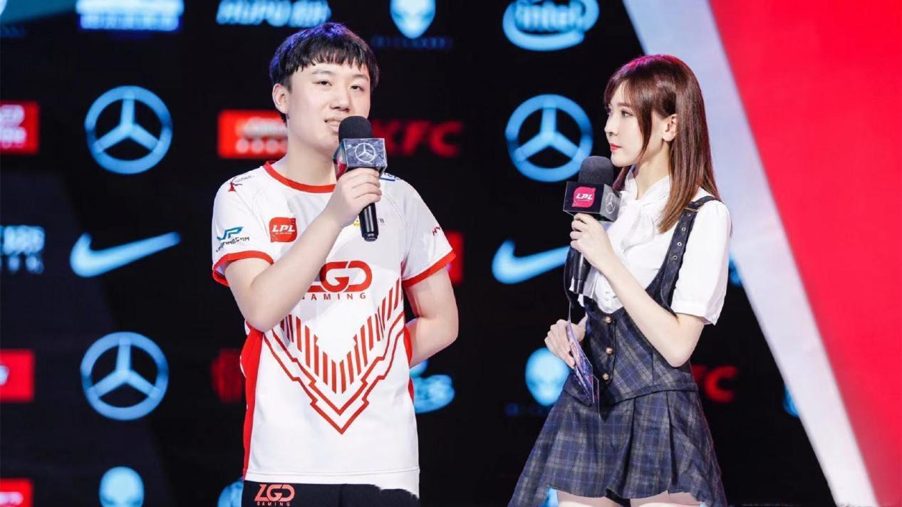 前lpl美腿主持人nara放大招再爆condi假赛证据称当初还被威胁