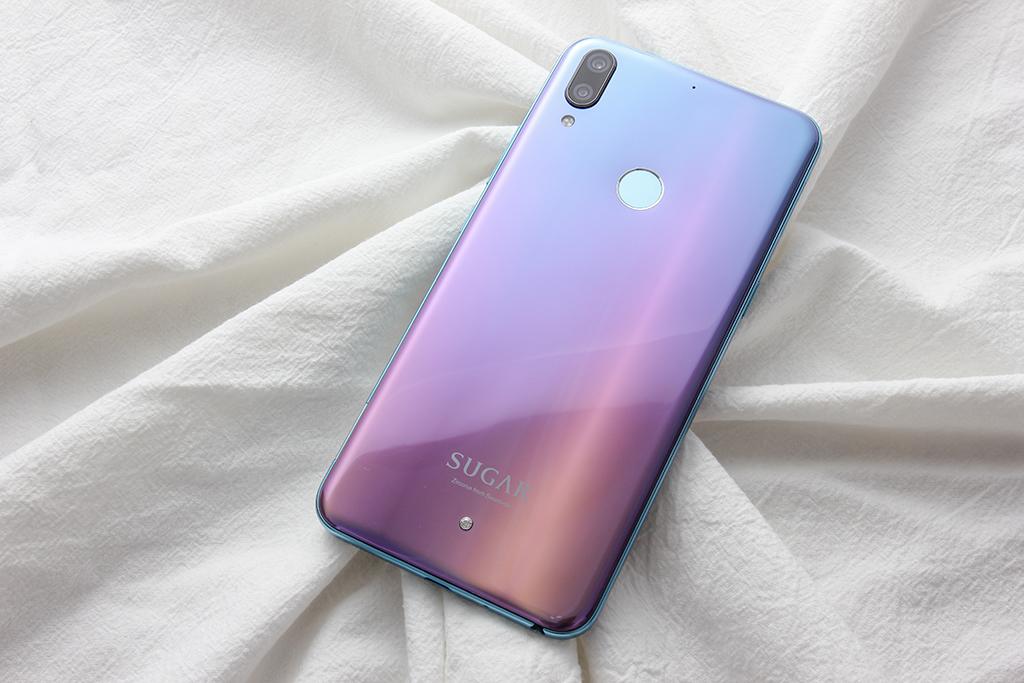 年轻值得拥有的第一台手机糖果s20上手体验