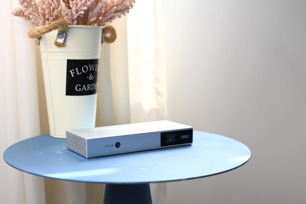 大眼橙m3适合年轻人的平价便携投影仪